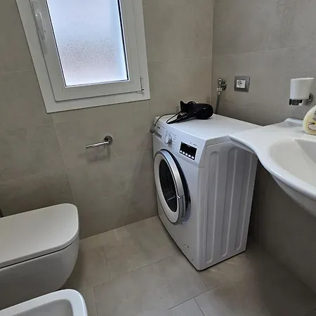 Grey House 5 100mt Dal Mare Tortoreto